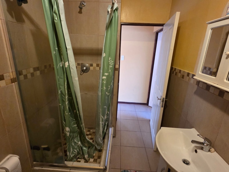 2 Bedroom Property for Sale in Pellissier Free State